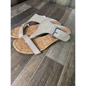 Rampage‎ Sheryl Thong Sandals Wedges Tan With Rhinestones Size 6.5 Women’s